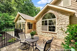 1033 Bridge Crest Dr SE, Ada, MI 49301 - Photo 2