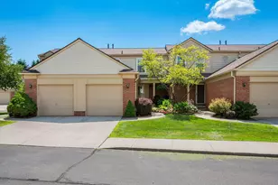 3076 Village Cir N, Ann Arbor, MI 48108 - Photo 4
