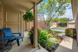 3076 Village Cir N, Ann Arbor, MI 48108 - Photo 2