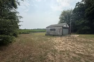 4048 Cloverville Rd, Fruitport, MI 49415 - Photo 6