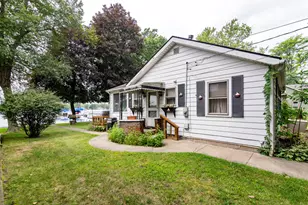 11256 Algonquin Dr, Pinckney, MI 48169 - Photo 6