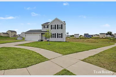 402 Oak Hill Court, Middleville, MI 49333 - Photo 2