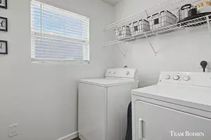 402 Oak Hill Ct, Middleville, MI 49333 - Photo 16