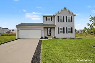 402 Oak Hill Ct, Middleville, MI 49333 - Photo 1