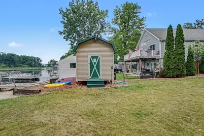 8215 S Island View Drive, Newaygo, MI 49337 - Photo 36