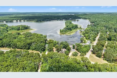 8221 S Island View Drive, Newaygo, MI 49337 - Photo 18