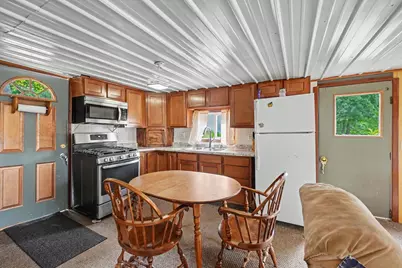 8221 S Island View Drive, Newaygo, MI 49337 - Photo 8