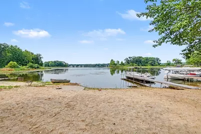 8221 S Island View Drive, Newaygo, MI 49337 - Photo 16