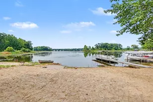 8221 S Island View Dr, Newaygo, MI 49337 - Photo 16