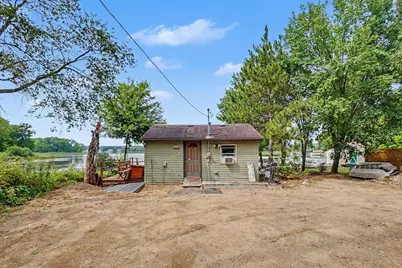 8221 S Island View Drive, Newaygo, MI 49337 - Photo 6