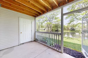 2771 S Knightsbridge Cir, Ann Arbor, MI 48105 - Photo 8