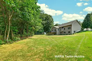 7827 Queenie Ct, Allendale, MI 49401 - Photo 70