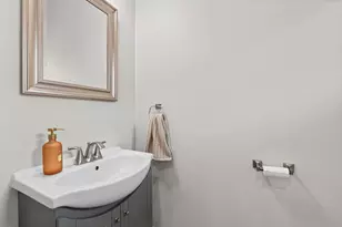 2104 Sherwood Ave, Holland, MI 49423 - Photo 14