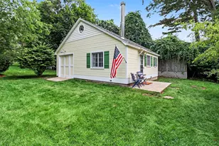 995 N Lakeshore Dr, Ludington, MI 49431 - Photo 1