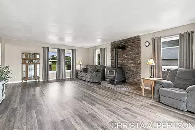 525 137th Avenue, Wayland, MI 49348 - Photo 6