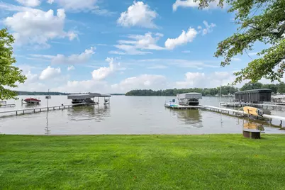 11259 Oakleigh Drive, Middleville, MI 49333 - Photo 8