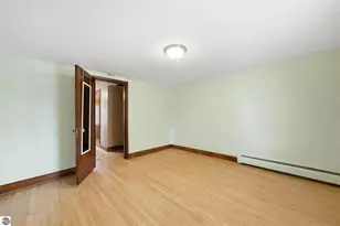 521 E Chapin St, Cadillac, MI 49601 - Photo 30