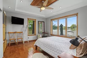 34149 Hillside Dr, Paw Paw, MI 49079 - Photo 16