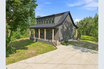 1713 Vanderlip Road, Traverse City, MI 49686 - Photo 2