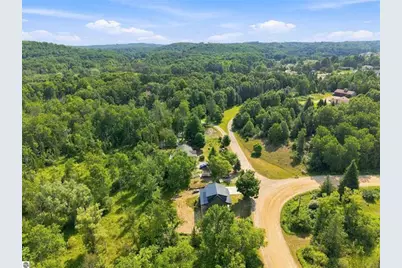 1713 Vanderlip Road, Traverse City, MI 49686 - Photo 52