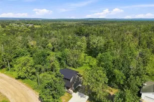 1713 Vanderlip Rd, Traverse City, MI 49686 - Photo 48