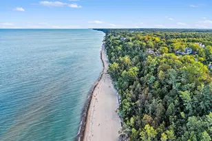 7264 B St, South Haven, MI 49090 - Photo 4