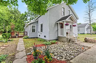 213 E 2nd St, Scottville, MI 49454 - Photo 4