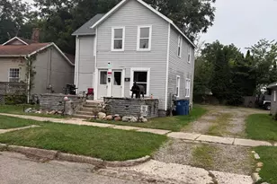69 N Jefferson St, Coldwater, MI 49036 - Photo 1
