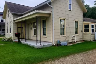 204 W Delaware St, Decatur, MI 49045 - Photo 2