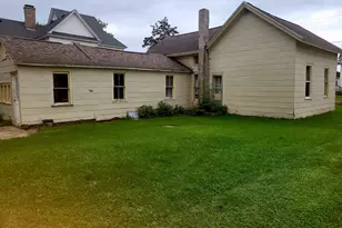 204 W Delaware St, Decatur, MI 49045 - Photo 4