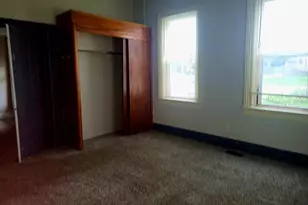 204 W Delaware St, Decatur, MI 49045 - Photo 6