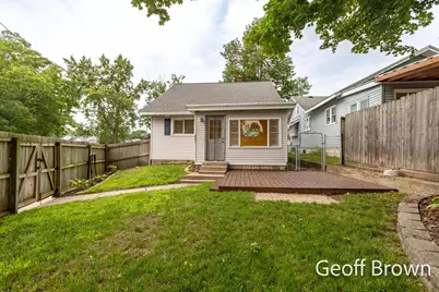 481 Graceland Street NE, Grand Rapids, MI 49505 - Photo 6