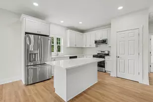 13114 Southland Ct, Holland, MI 49424 - Photo 4