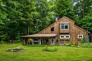 4315 Hipps Hollow Rd, Eau Claire, MI 49111 - Photo 1