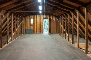 4315 Hipps Hollow Rd, Eau Claire, MI 49111 - Photo 20