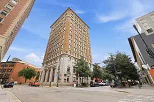 60 Monroe Center St NW, Grand Rapids, MI 49503 - Photo 1