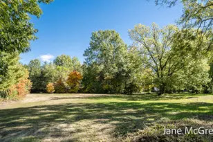 13727 Cleveland St, Nunica, MI 49448 - Photo 16