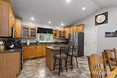 13727 Cleveland Street, Nunica, MI 49448 - Photo 18
