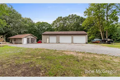13727 Cleveland Street, Nunica, MI 49448 - Photo 4
