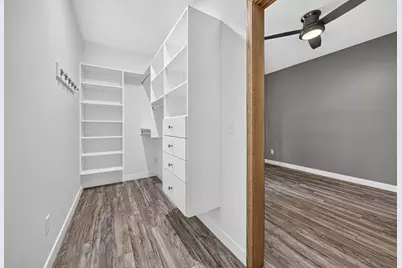 2246 Shelter Pointe Drive, Kalamazoo, MI 49008 - Photo 78