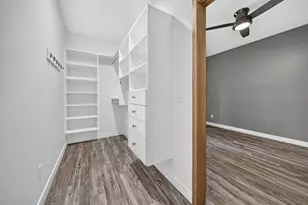 2246 Shelter Pointe Dr, Kalamazoo, MI 49008 - Photo 78