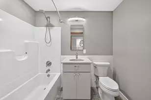 2246 Shelter Pointe Dr, Kalamazoo, MI 49008 - Photo 74