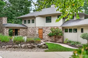 2246 Shelter Pointe Dr, Kalamazoo, MI 49008 - Photo 4