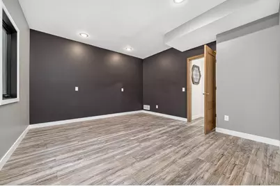 2246 Shelter Pointe Drive, Kalamazoo, MI 49008 - Photo 70