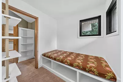 2246 Shelter Pointe Drive, Kalamazoo, MI 49008 - Photo 54