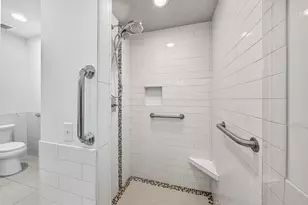 2246 Shelter Pointe Dr, Kalamazoo, MI 49008 - Photo 48