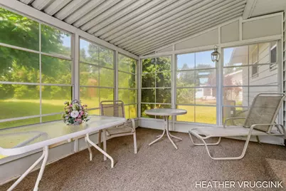 7917 Birchwood Avenue, Jenison, MI 49428 - Photo 22