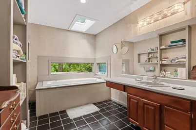 9808 Oak Forest Circle, Kalamazoo, MI 49009 - Photo 22