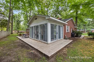 4930 Poinsettia Ave SE, Kentwood, MI 49508 - Photo 44