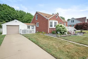 18861 Wood St, Melvindale, MI 48122 - Photo 2